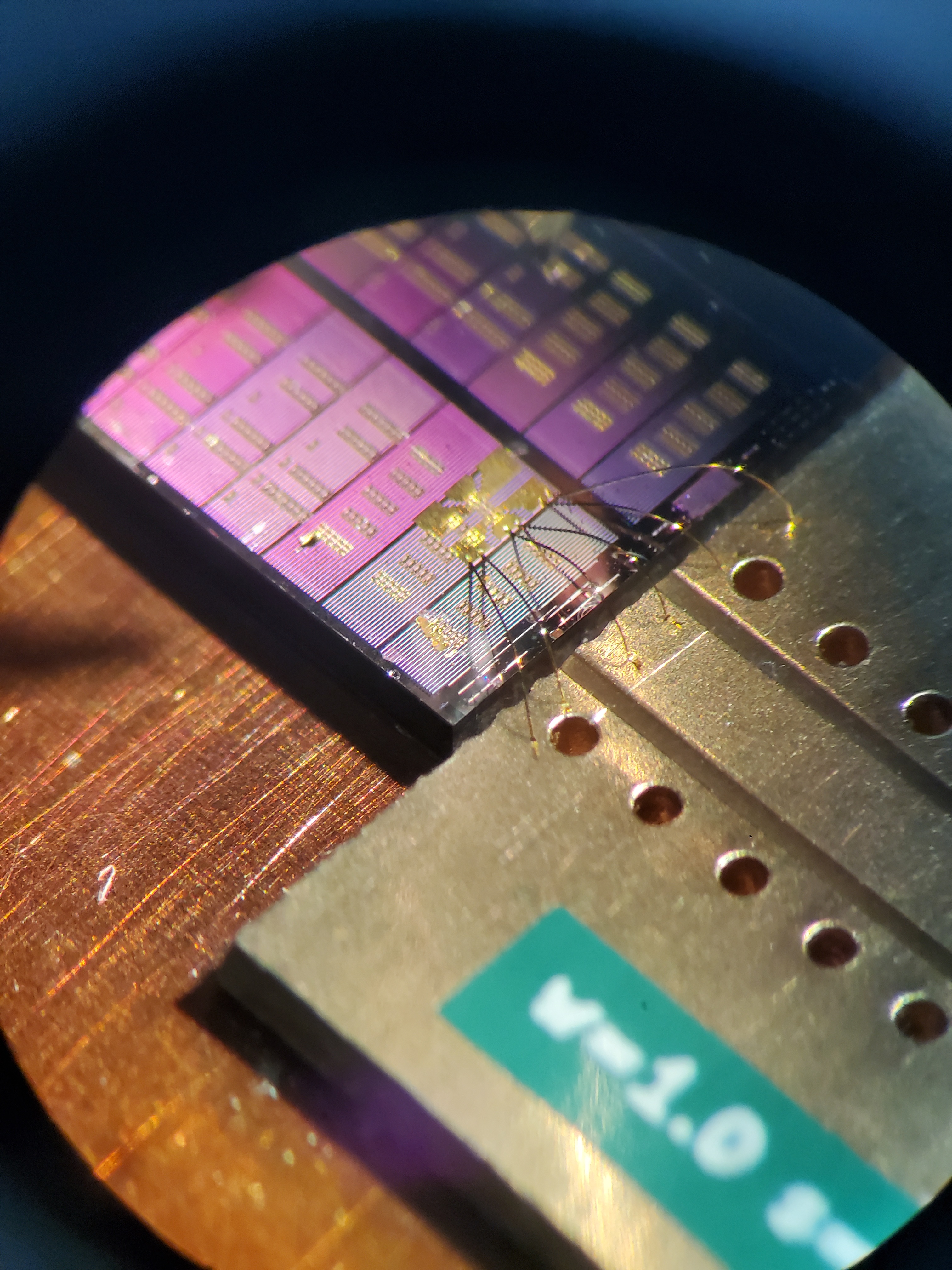 Das Bild zeigt den kleinsten Laser der Welt